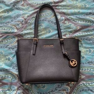 MICHAEL Michael Kors Women's Jet Set Tote